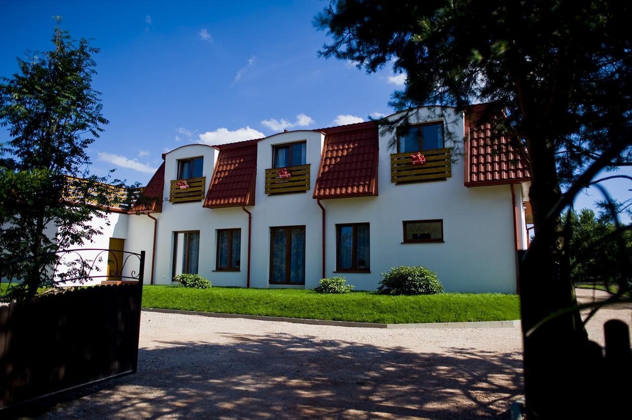 Miodowy Zakatek Caloroczne Domki I Pokoje Przy Suntago, Deepspot, Pyszne Sniadania, Grill, Ognisko Mszczonów Esterno foto